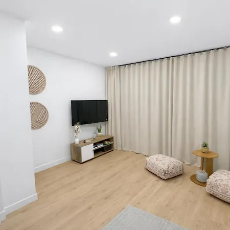 Holiday home Maison Connectee Serenia